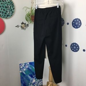 Offer NWOT Isaac Mizrahi Live black pull on casual pants size 2 Spring